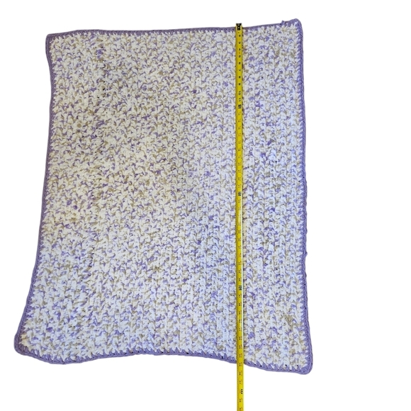 Bernat Yarn Crocheted Little Lilac Dove Baby Blanket Handmade 45" x 36" Chenille - Picture 5 of 6
